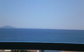 Seaview Self Catering Apartment - Helen No 1